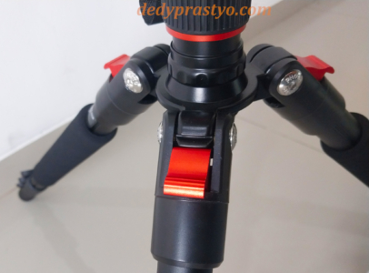 Grock Tripod Review 03 - Www.dedyprastyo.com